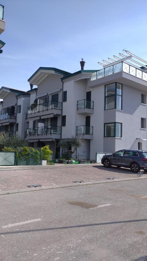 Delle Rose Apartment 伊拉克里亚马勒 外观 照片